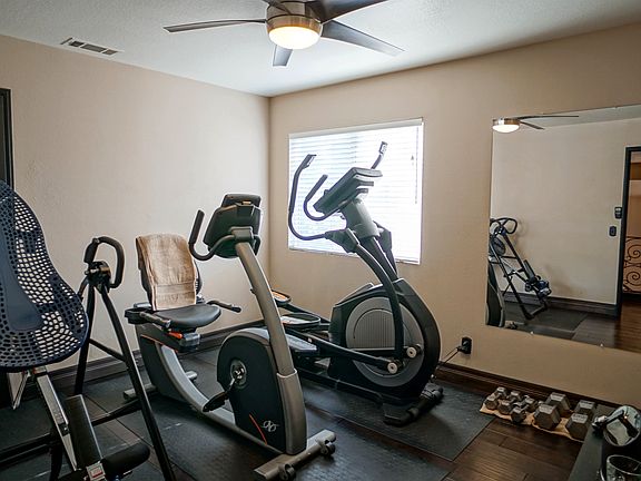 5th image of 28608 Vineyard Ln