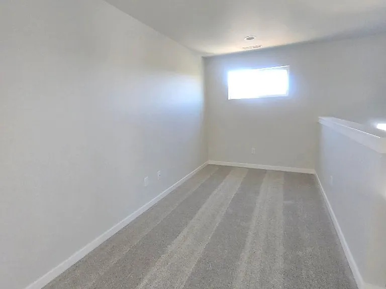 15276 Fuchsia Ave — Photo 18