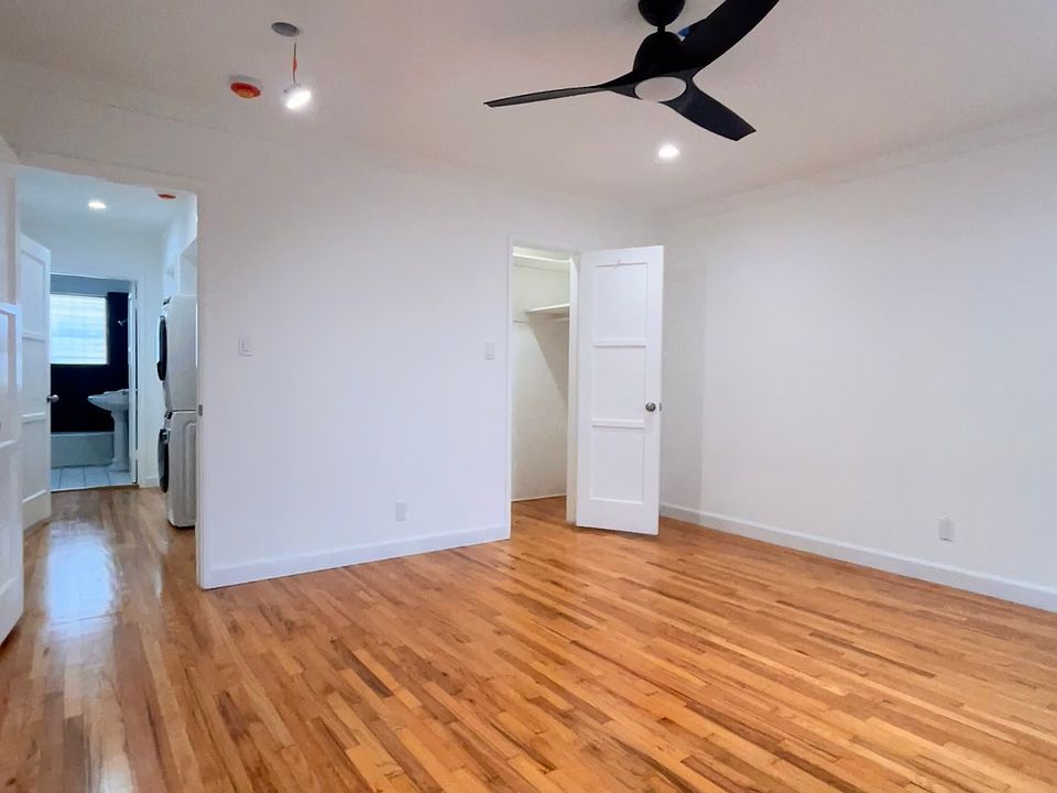 1st image of 2108 Ocean Park Blvd #A