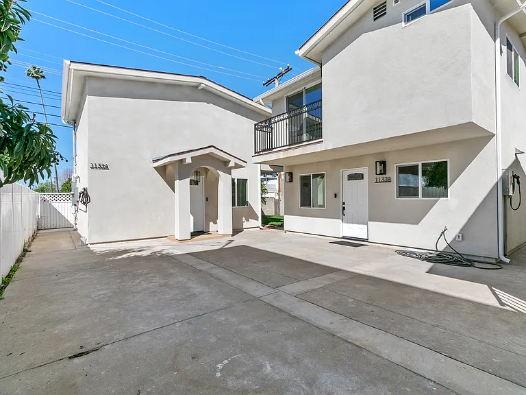 1133 N Maryland Ave #B — Photo 21
