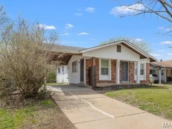 1114 Ransome Ct, Florissant, MO 63031