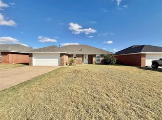 1512 Sommerset Pl, Altus, OK 73521