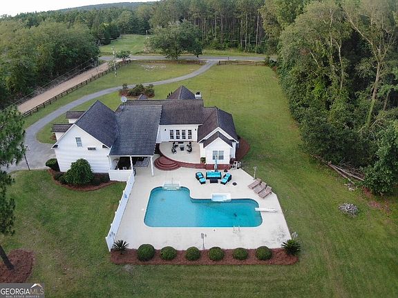 2nd image of 181 Stuckey Church Rd