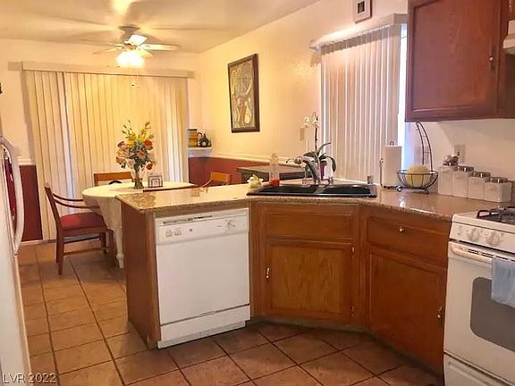 5th image of 7073 Orange Grove Ln