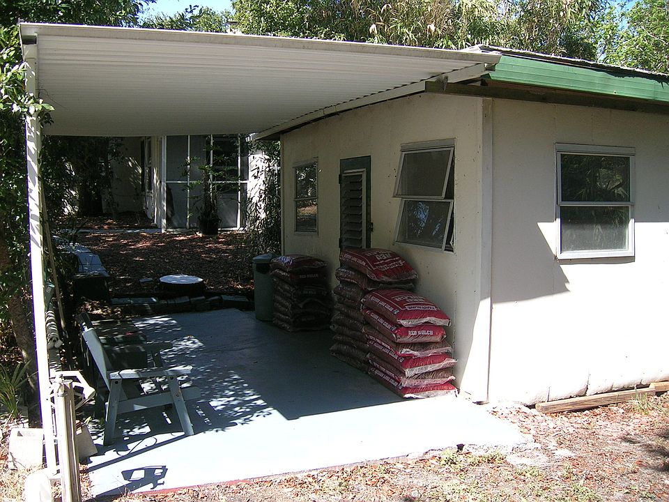 shed on extra lot