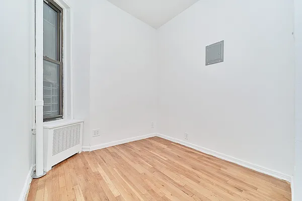 Rented by Living New York | media 13