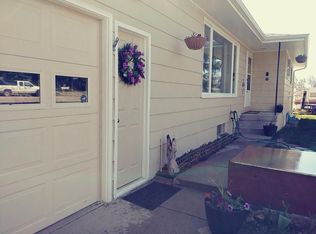 2310 Kingsgate Rd, Scottsbluff, NE 69361