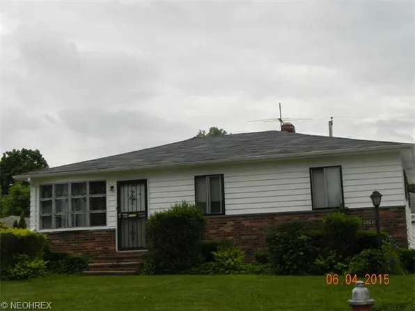 4245 E 177th St, Cleveland, OH 44128