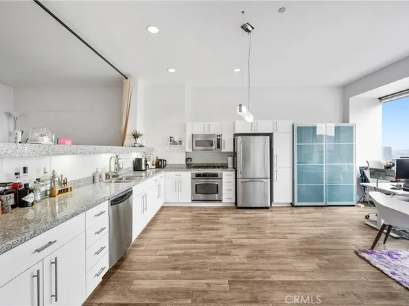 1100 Wilshire Blvd APT 2607, Los Angeles, CA 90017