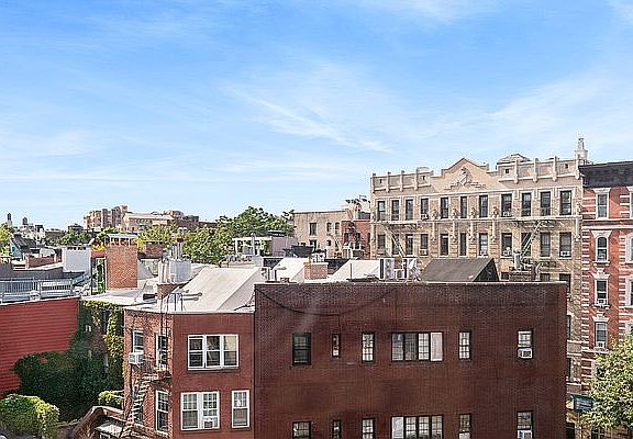 4th image of 163 W 10th St APT 5RW