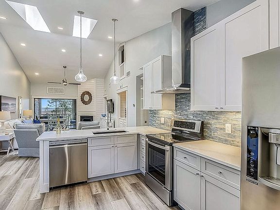 5th image of 8969 Heron Walk Dr #8969