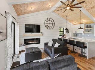 W2186 Wilmers Grove ROAD, East Troy, WI 53120