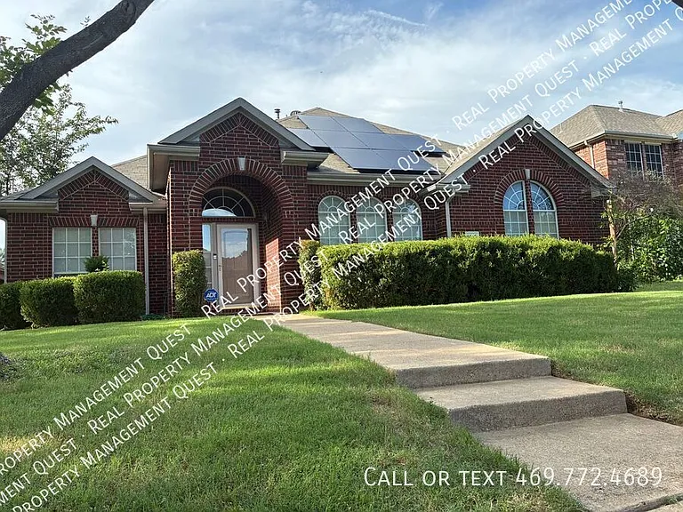 5149 Lauren Ln — Photo 1