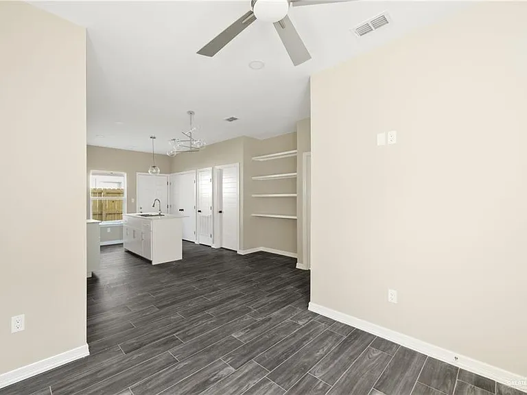 5701 Notre Dame Ave #4 — Photo 3