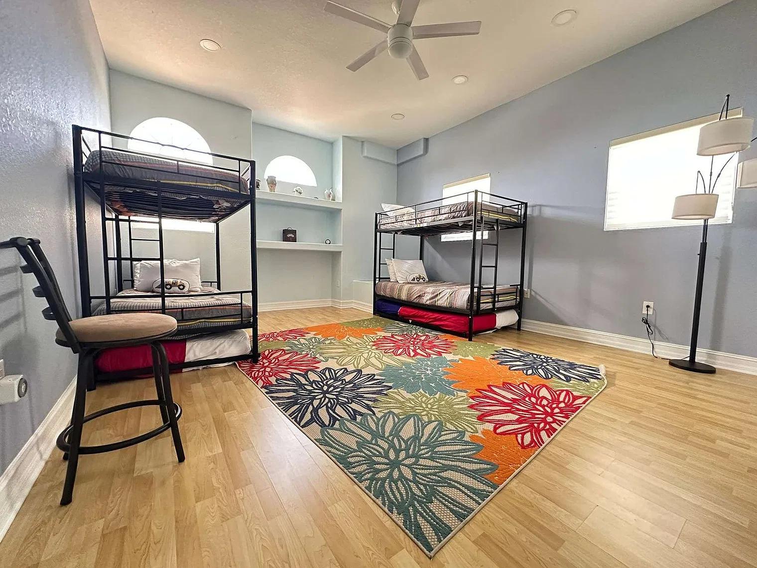 5 bed, 3.0 bath, 3745 sqft, $10,893 — Photo 3