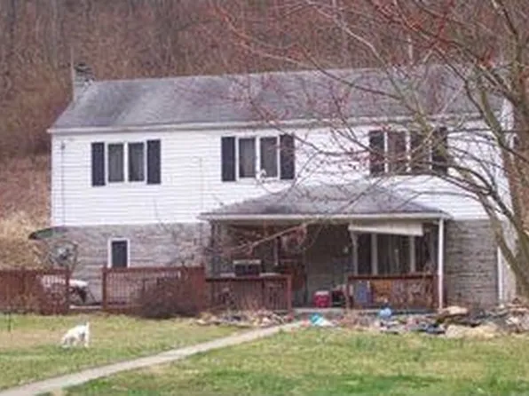 T, Smithton, PA 15479