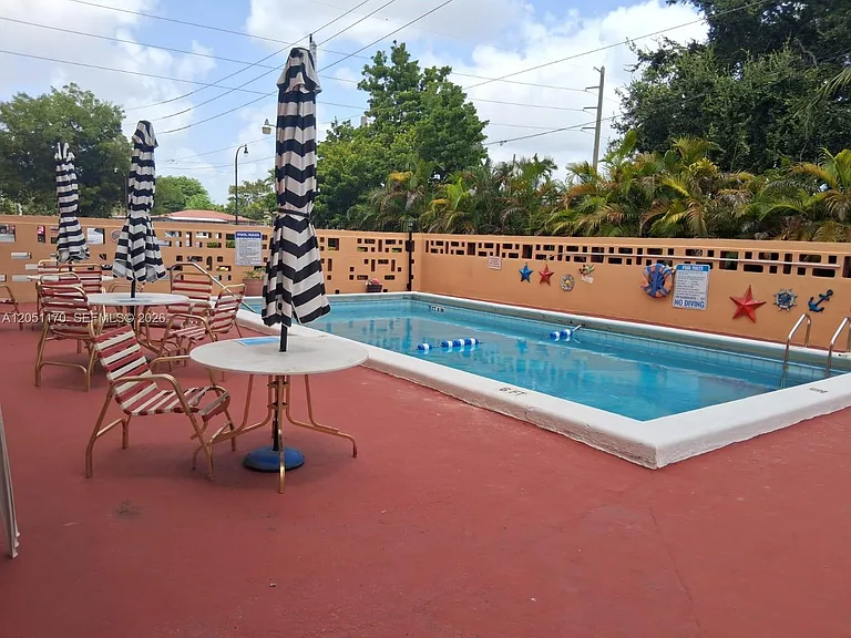 6200 W Flagler St #305 — Photo 32