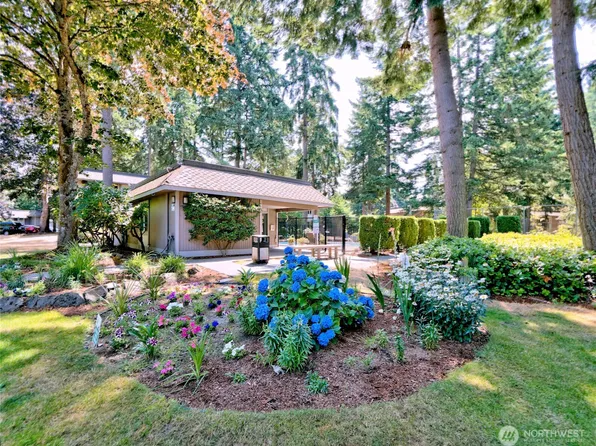 4520 SW 321st Street #D4, Federal Way, WA 98023