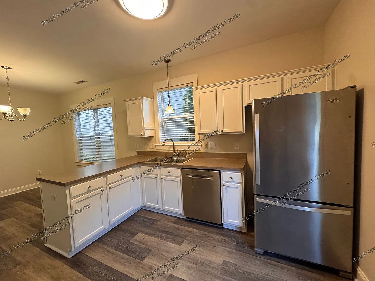 3 bed, 2.0 bath, 1546 sqft, $2,100 — Photo 3