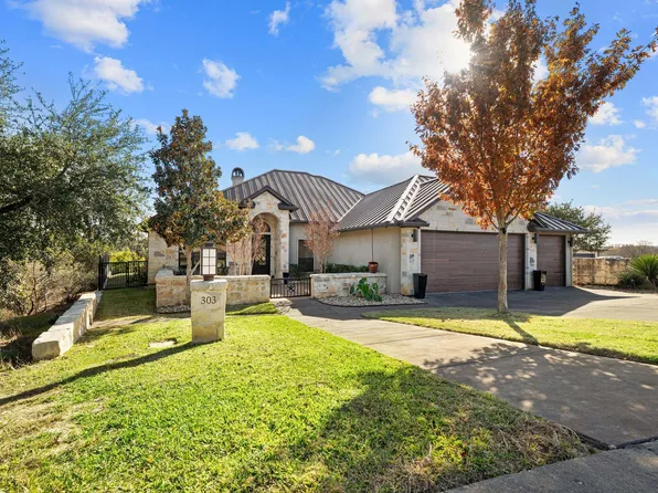 303 Emerald Way, Horseshoe Bay, TX 78657