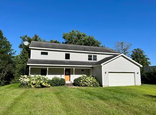 1904 Lake Shore Rd, Chazy, NY 12921