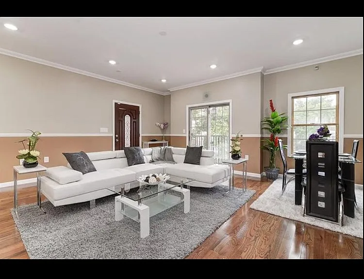 16 Corbin Ave #1 — Photo 2