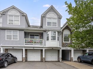 18 Whisper Way, Roxbury Twp., NJ 07852