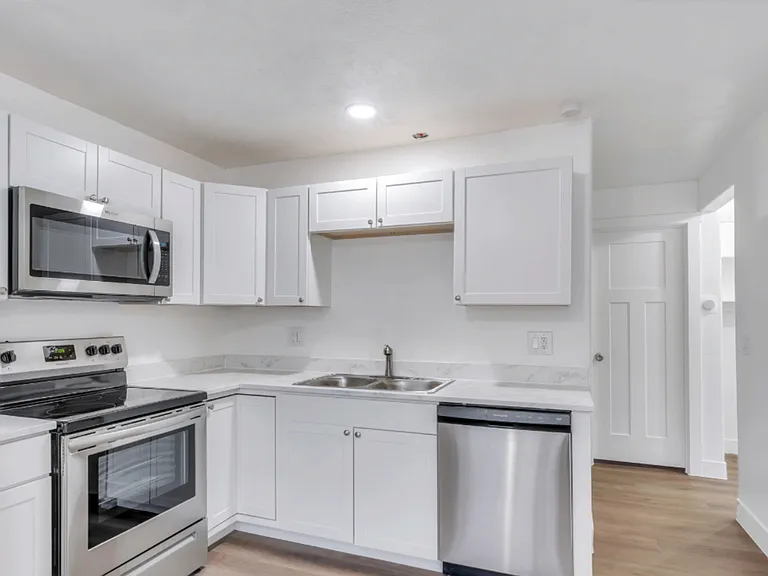 1794 W Shannon Cir #69B-R1 — Photo 11