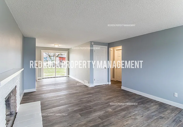 15313 E Broadway Ave — Photo 3