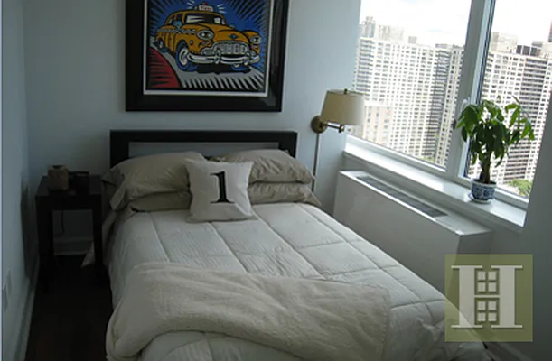 Rented by Halstead Real Estate | media 59