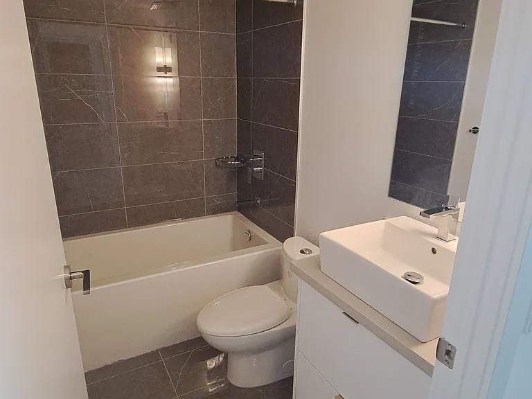 2 Teagarden Ct #608 — Photo 4