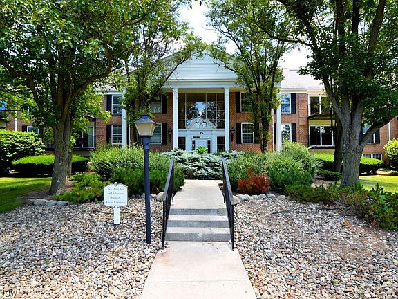 3rd image of 75 Atterbury Blvd APT 214
