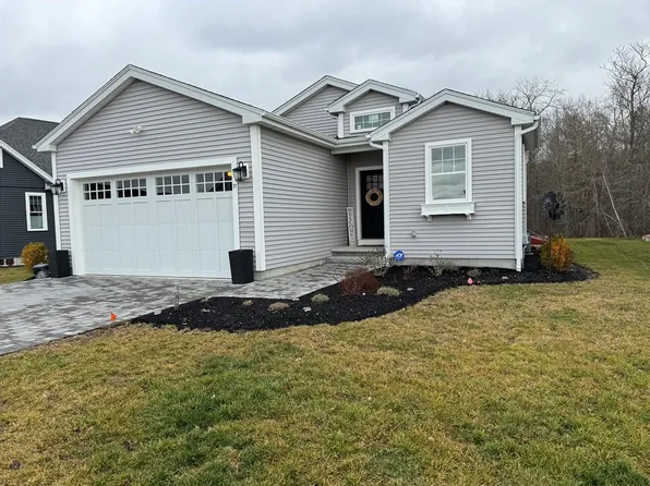 21 Yvonne Ln, Rehoboth, MA 02769