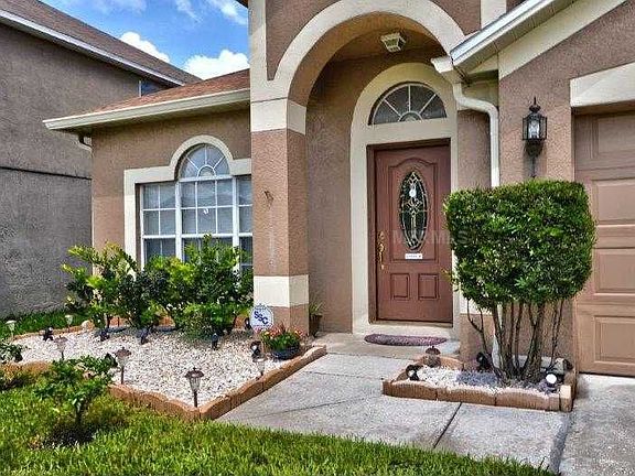 3rd image of 442 Sand Ridge Dr