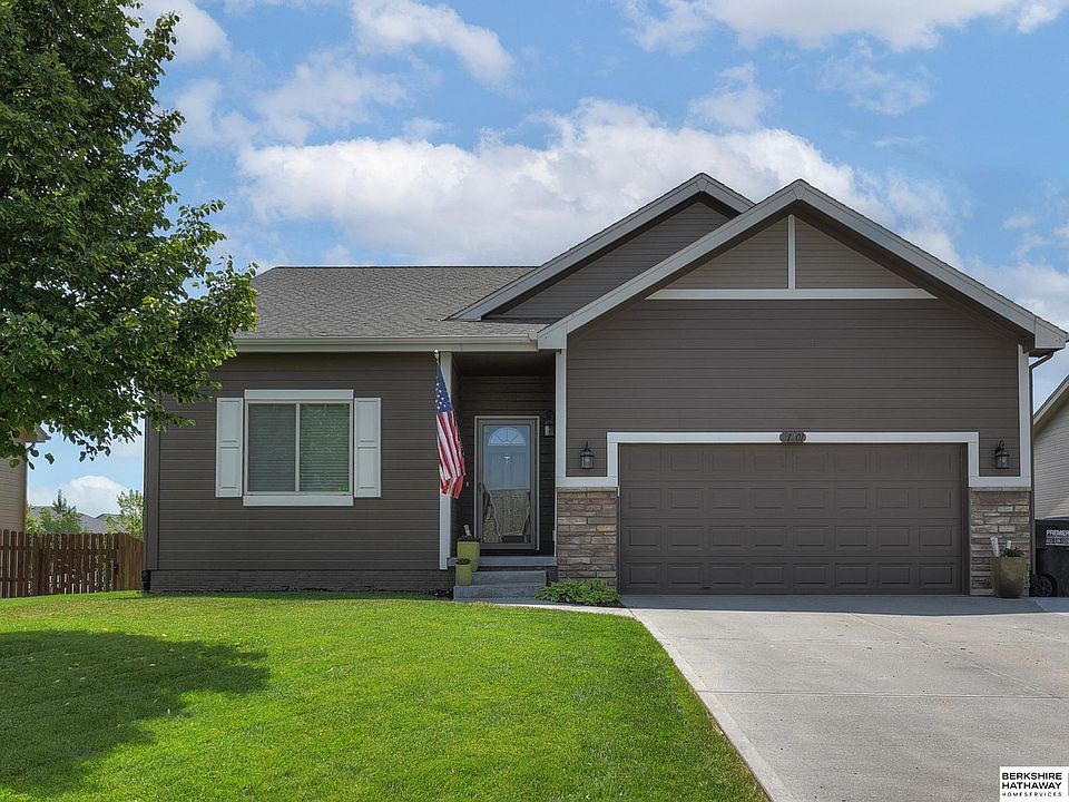 1st image of 21201 Flagstone Dr