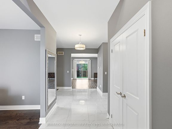 3rd image of 9305 Eagle Ridge Dr