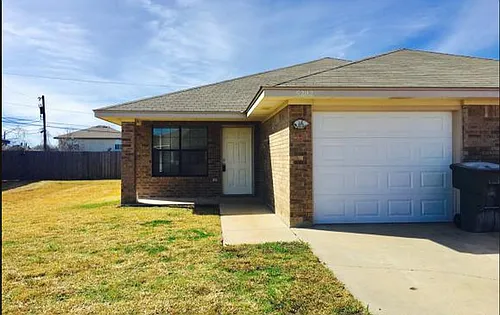 5202 Daybreak Dr Photo 1