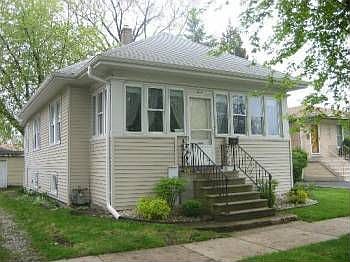 1st image of 2215 N 76th Ct
