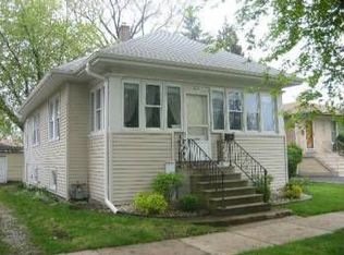 2215 N 76th Ct, Elmwood Park, IL