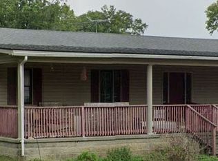 51 Old School House Rd, Danville, KY 40422