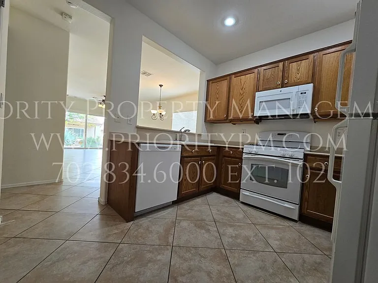 3513 Herring Gull Ln — Photo 4