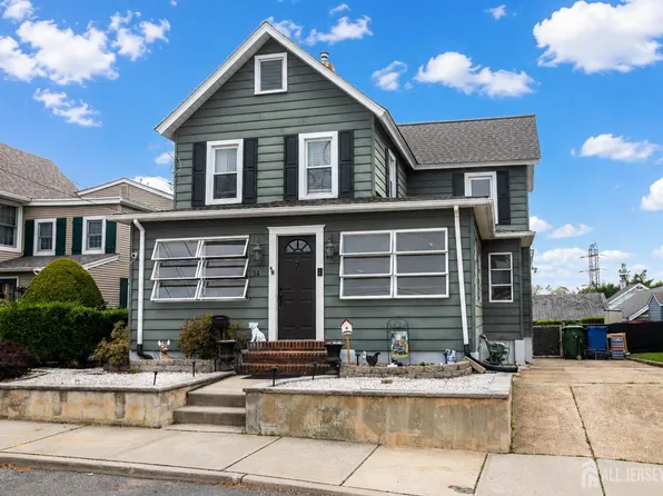 14 Quaid St, Sayreville, NJ 08872