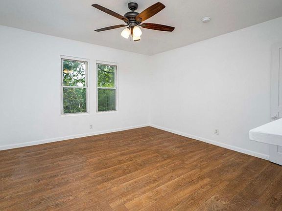5th image of 5015 Forest Ave Unit 2