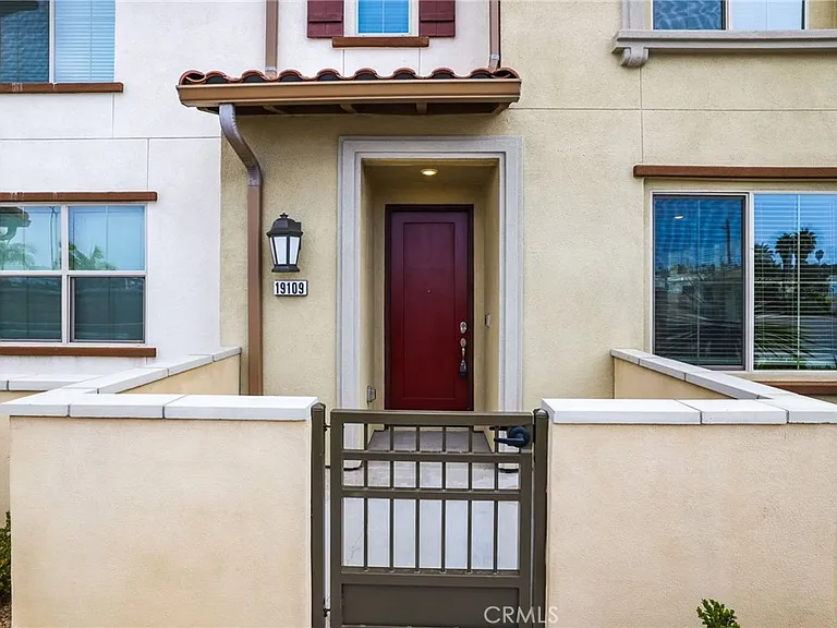 19109 Azul Ln — Photo 24