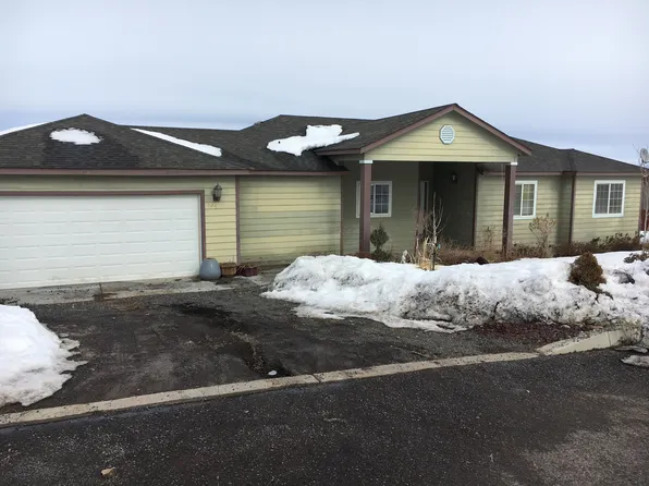 525 Dapple Grey Rd, Hines, OR 97738