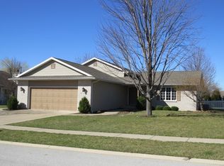 577 Thornberry Ct, Bourbonnais, IL 60914
