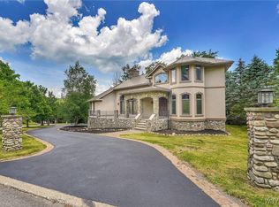 2 Greer Hill Dr, Ellicottville, NY 14731