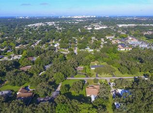 Bearded Oaks Dr, Sarasota, FL 34232