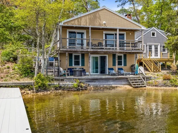 78 Arrowhead Rd, Plymouth, MA 02360