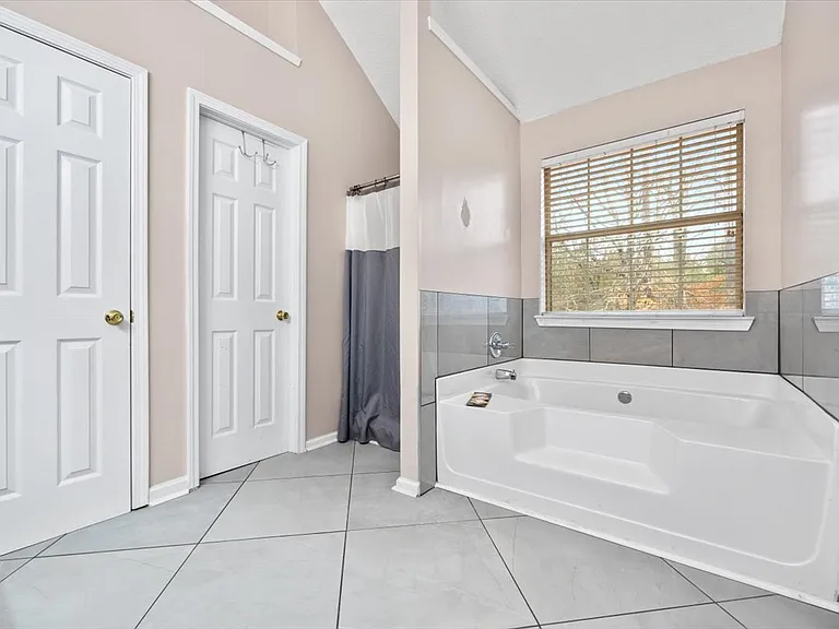 6876 Foxfire Pl — Photo 22